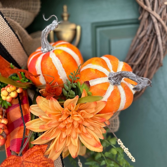 SOLD Fall Wreath - Picture 4 of 4